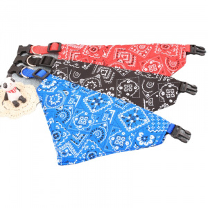 Collier bandana avec imprimé de dessin pour chien Accessoire chien Collier chien a7796c561c033735a2eb6c: Bleu|Noir|Rouge
