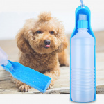 Bouteille d’eau portable en plastique pour chien Accessoire chien Gourde pour chien couleur: Bleu|Jaune|Rose|Rouge|Vert