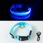 Collier à LED rechargeable par câble USB pour chien Accessoire chien Collier électrique chien Taille: XS Couleur: Bleu